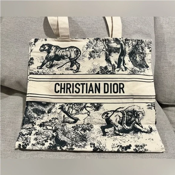 DIOR TOTE - Picture 3 of 4